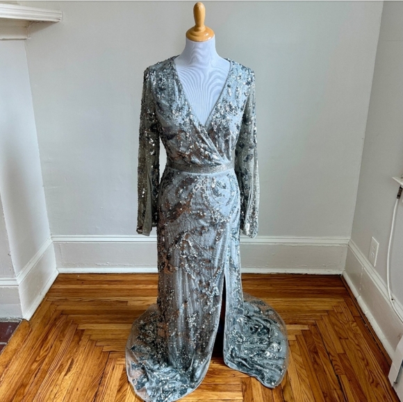 Mac Duggal dress - Picture 14 of 15